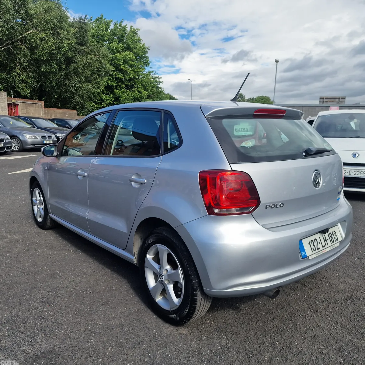 Volkswagen Polo Hatchback, Petrol, 2013, Silver