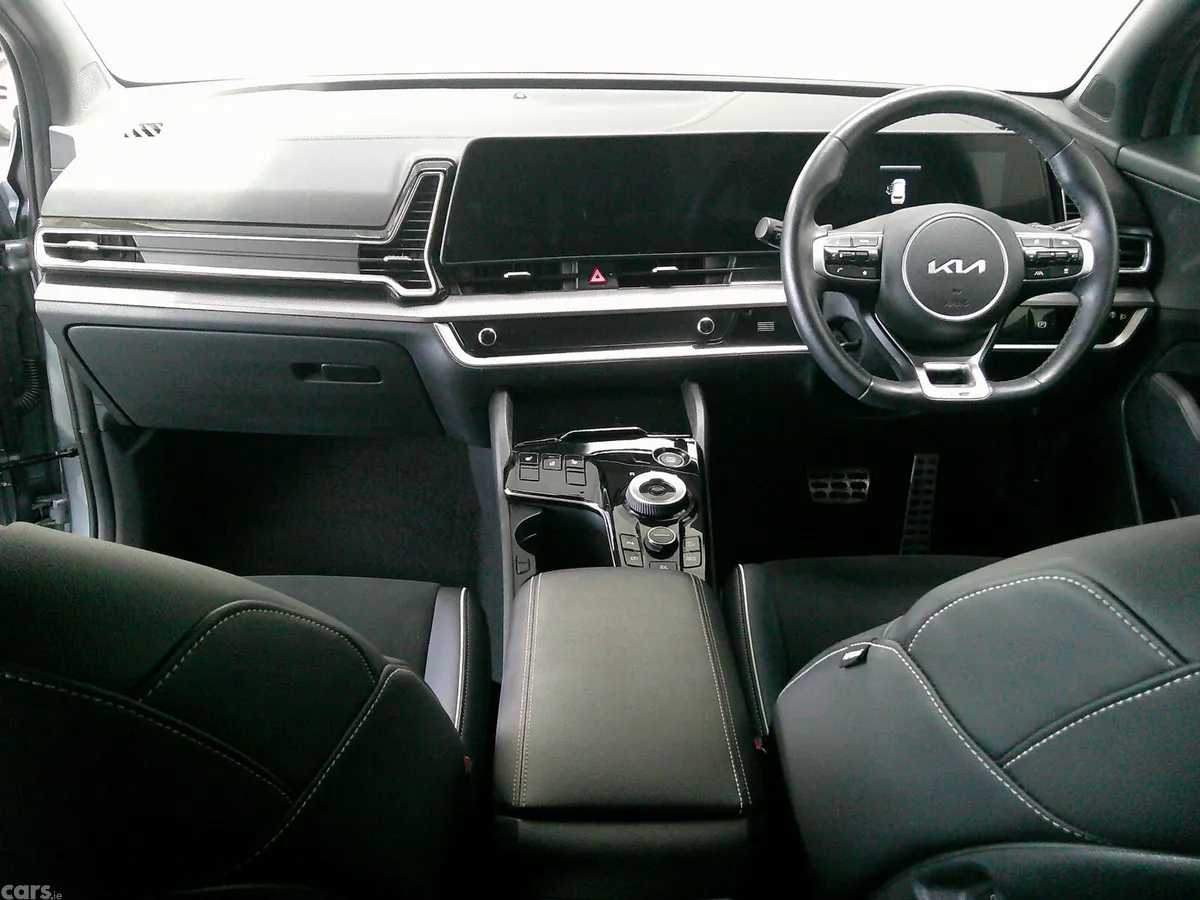 Kia Sportage SUV, Petrol Plug-in Hybrid, 2023, Silver