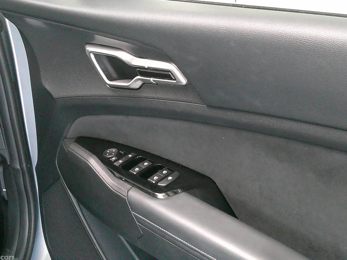 Kia Sportage SUV, Petrol Plug-in Hybrid, 2023, Silver