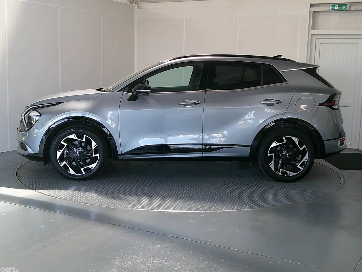 Kia Sportage SUV, Petrol Plug-in Hybrid, 2023, Silver