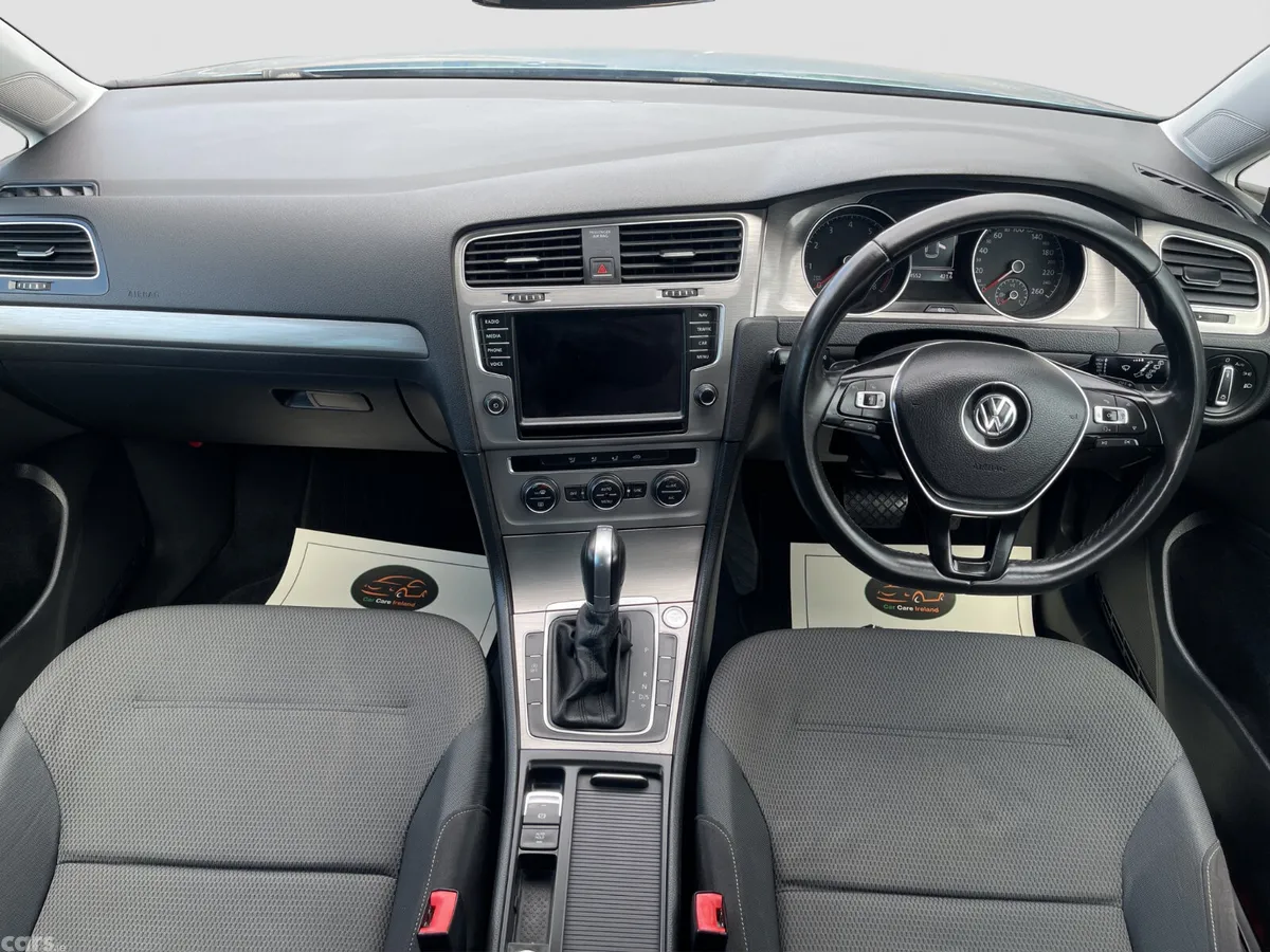 Volkswagen Golf Hatchback, Petrol, 2017, Blue