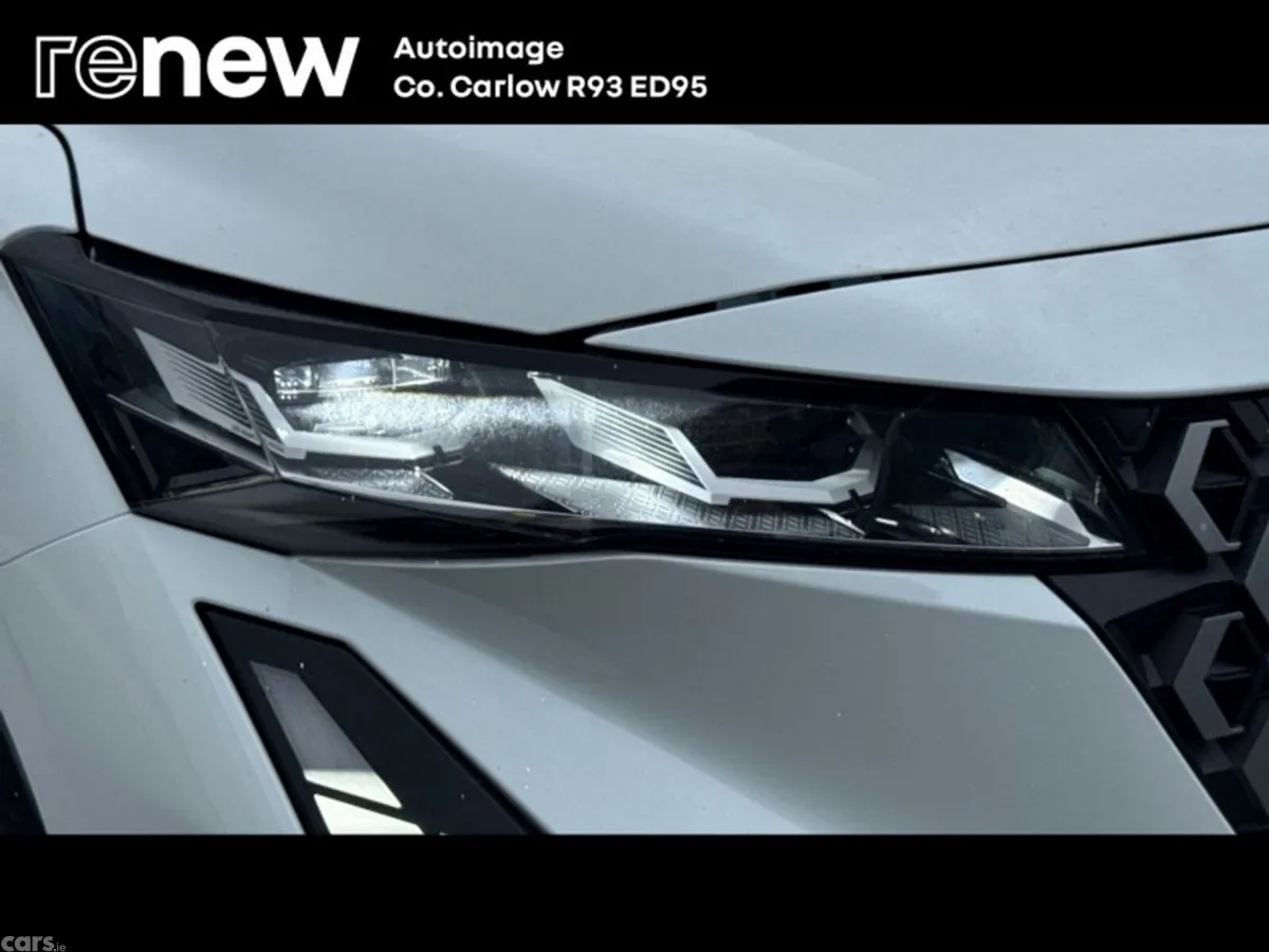 Renault Austral SUV, Petrol Hybrid, 2026, White