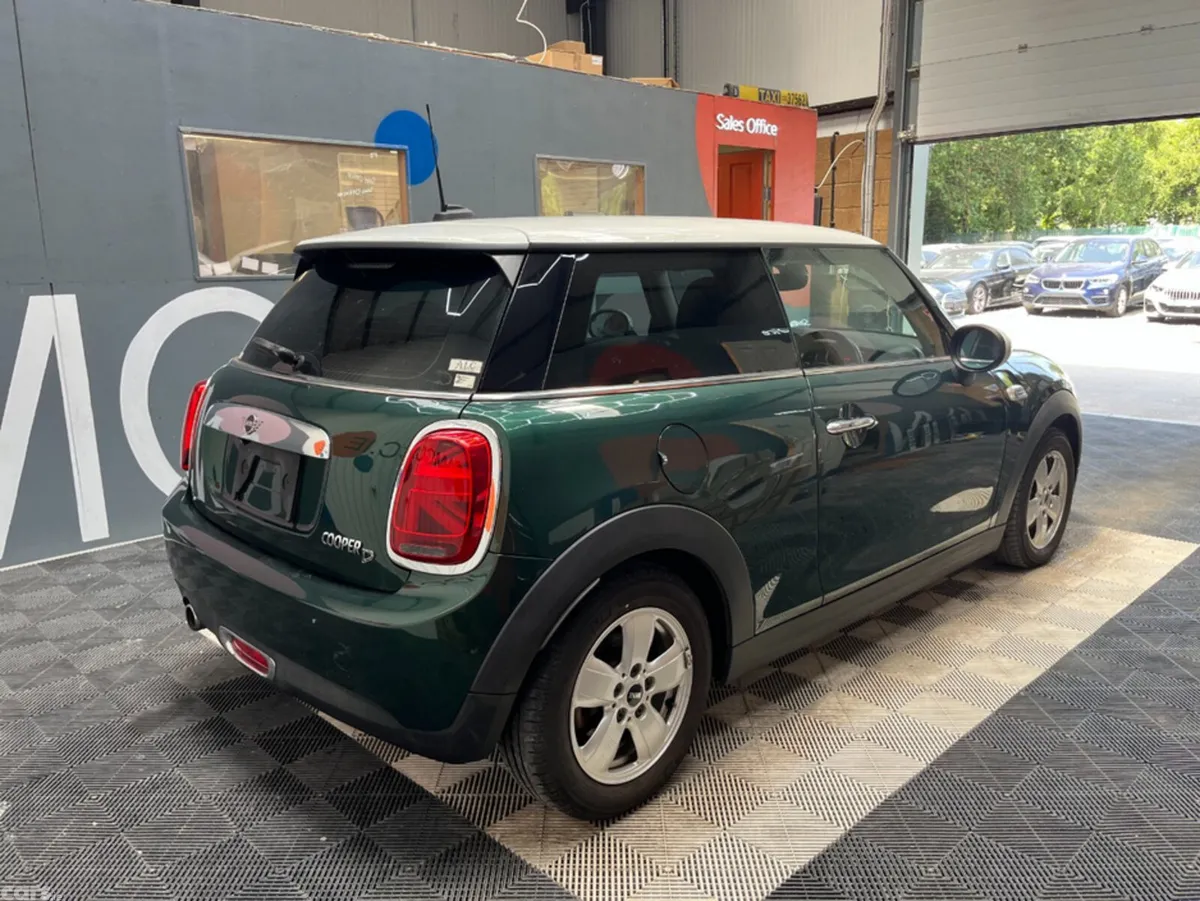 Mini Cooper Hatchback, Diesel, 2019, Green
