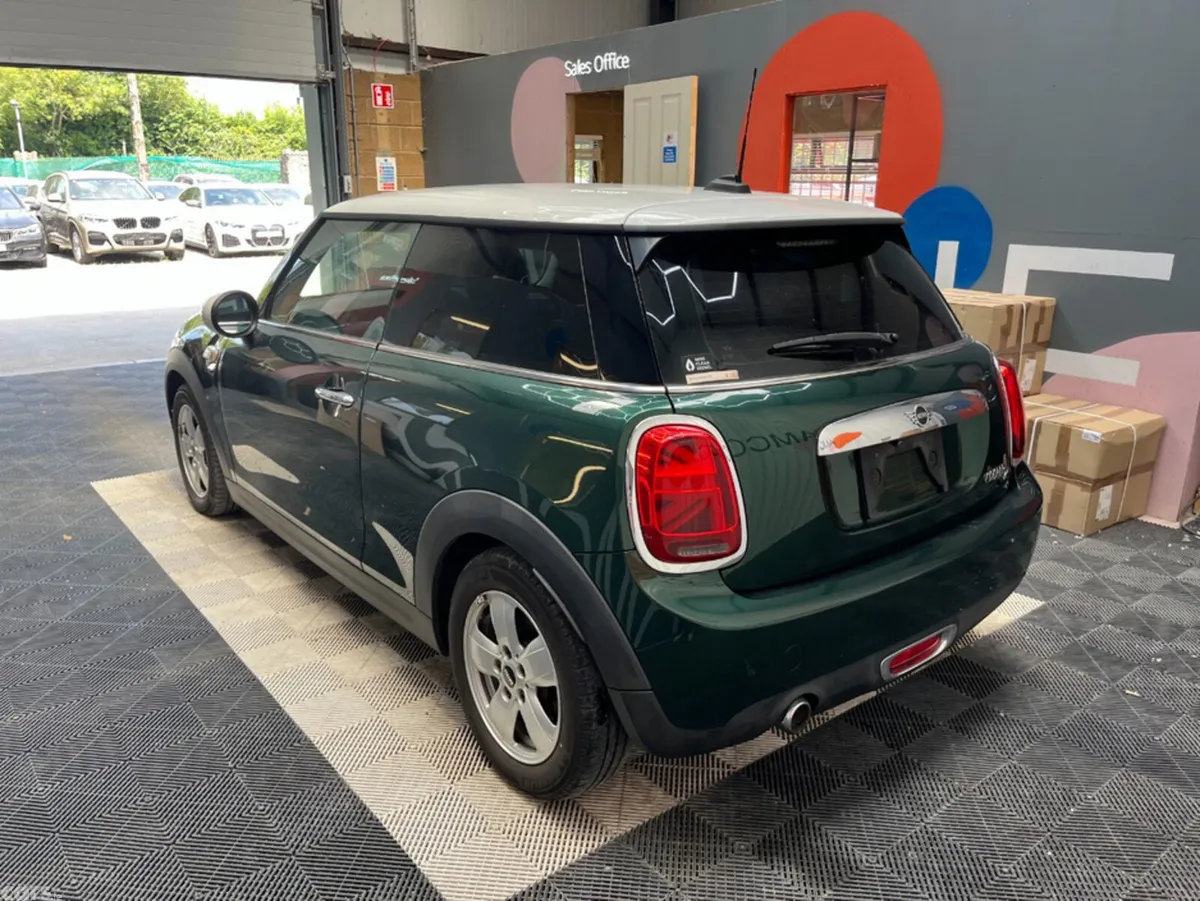 Mini Cooper Hatchback, Diesel, 2019, Green