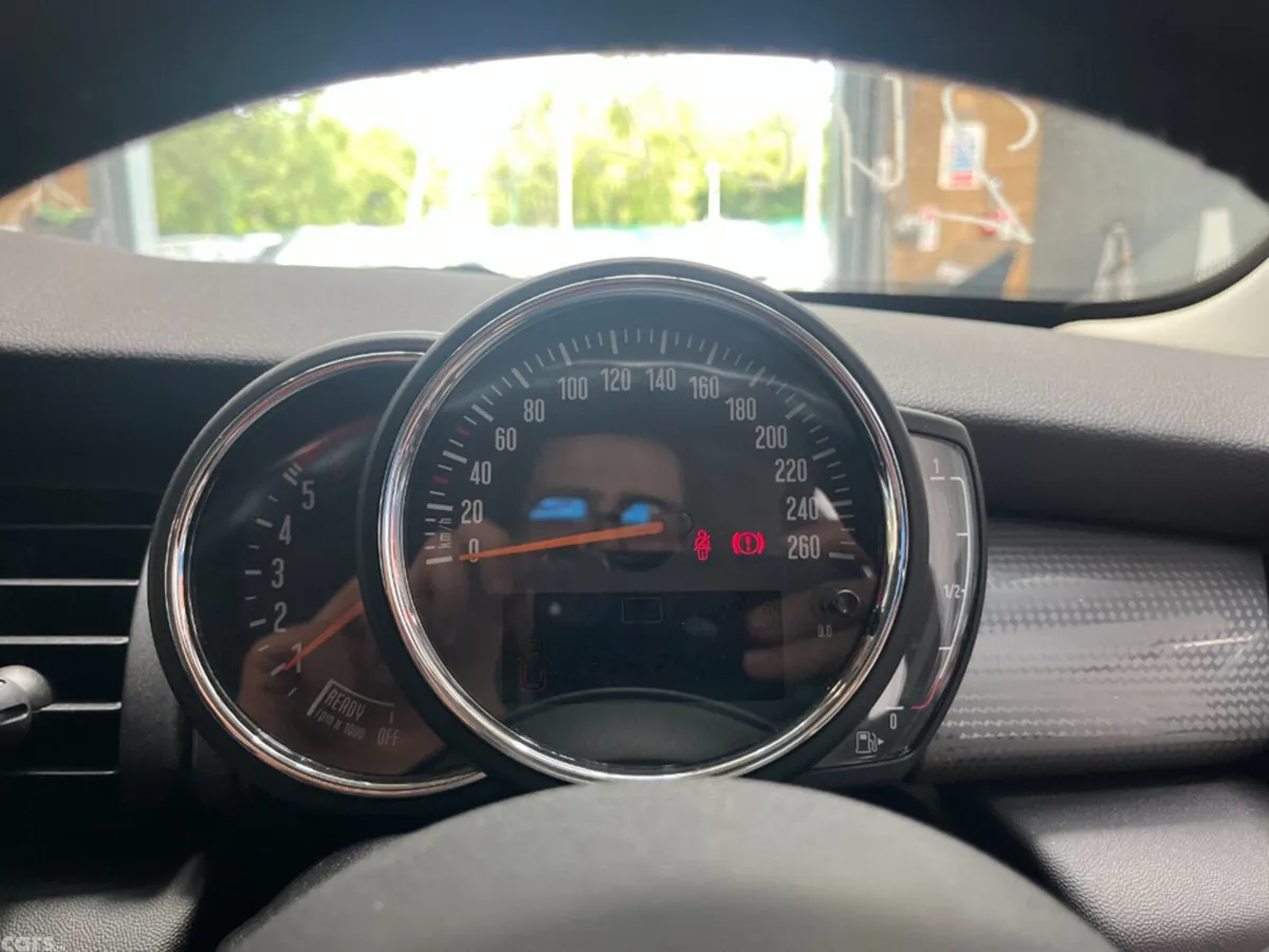 Mini Cooper Hatchback, Petrol, 2019, Beige
