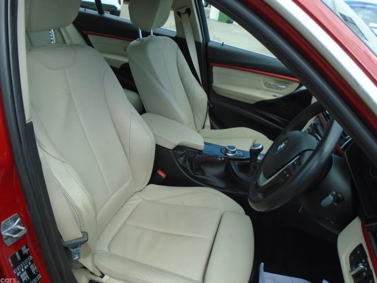 BMW 3-Series Saloon, Petrol, 2018, Red
