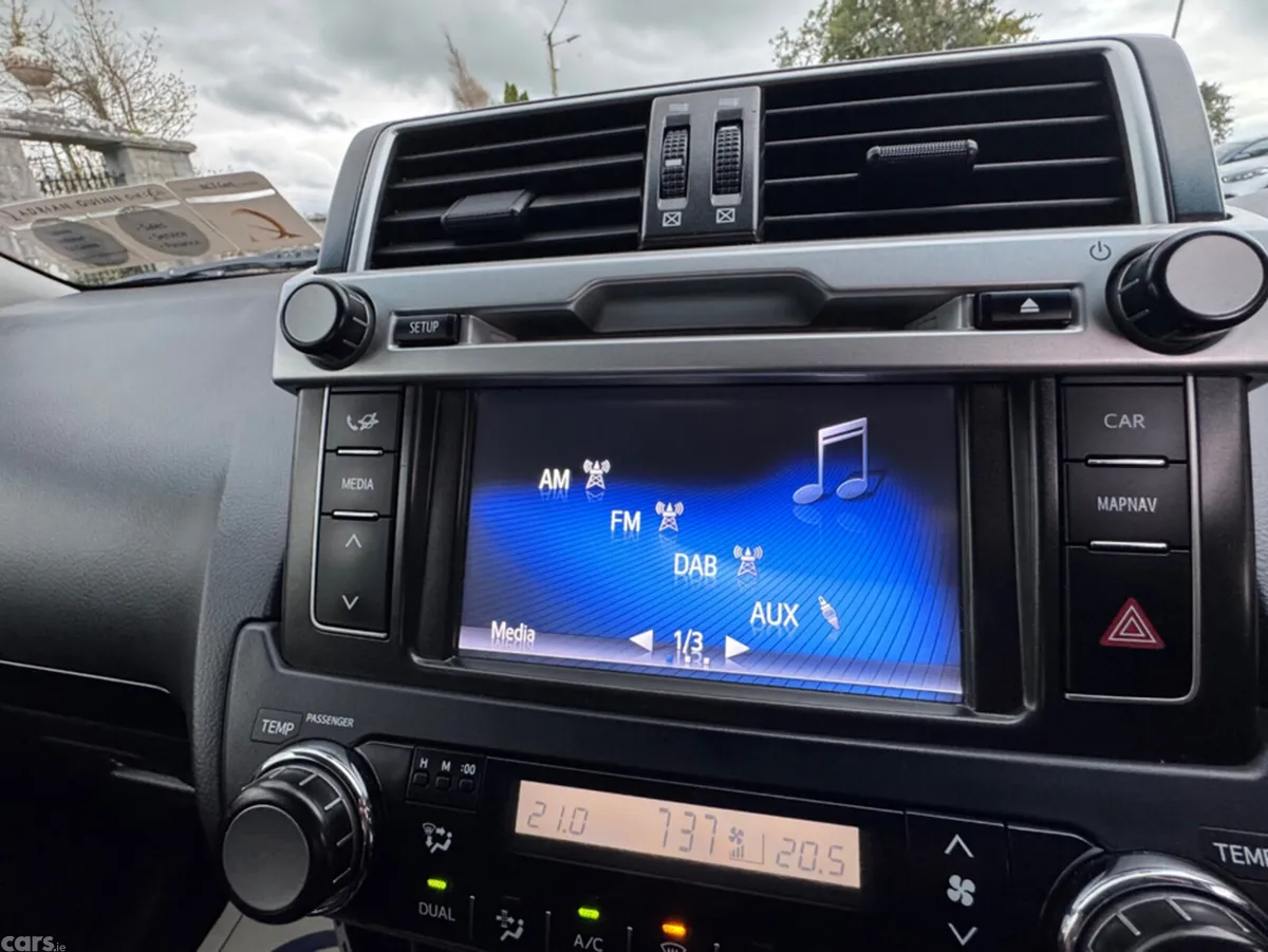 Toyota Land Cruiser SUV, Diesel, 2016, Silver