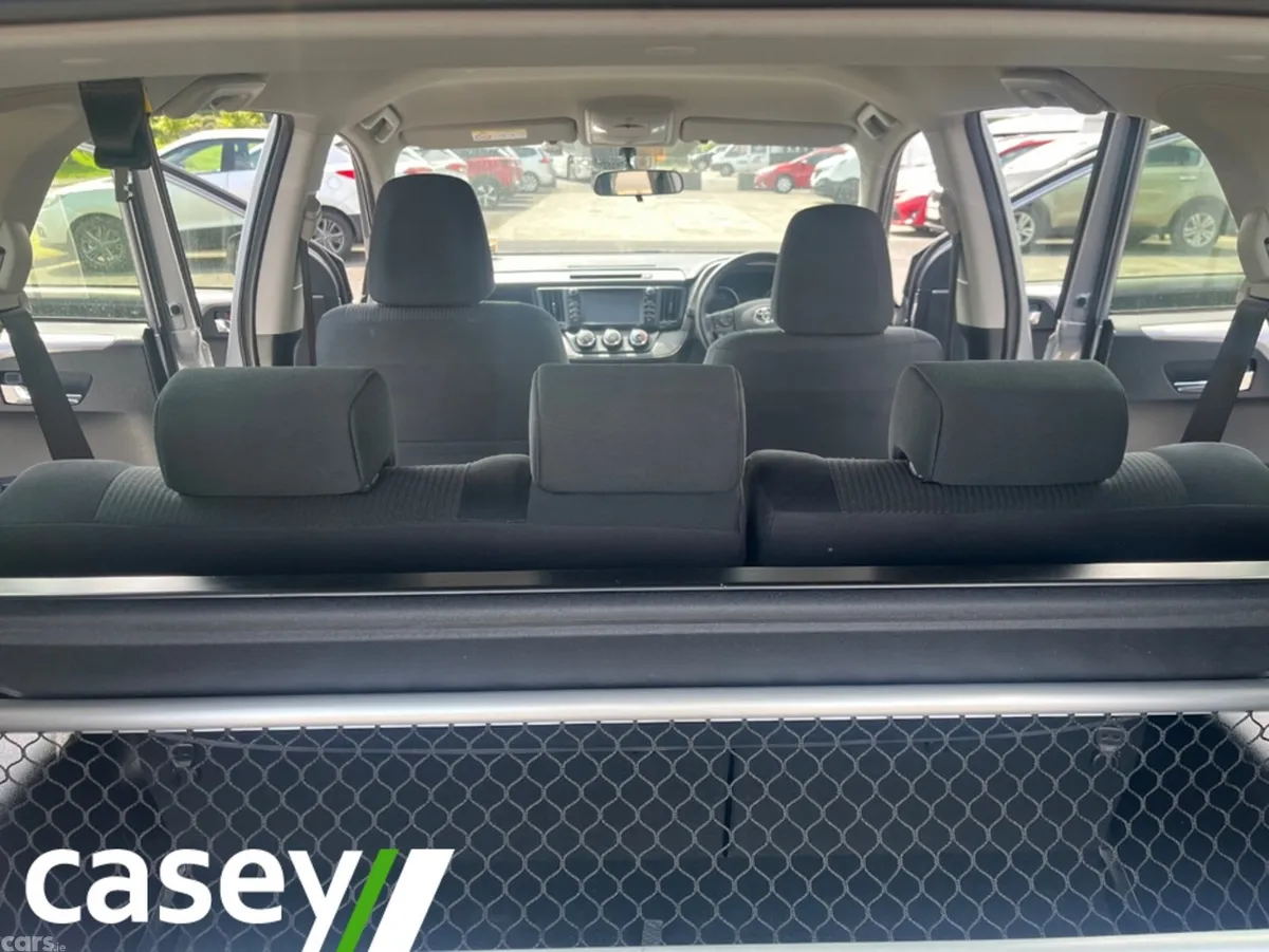 Toyota RAV4 MPV, Diesel, 2017, Grey