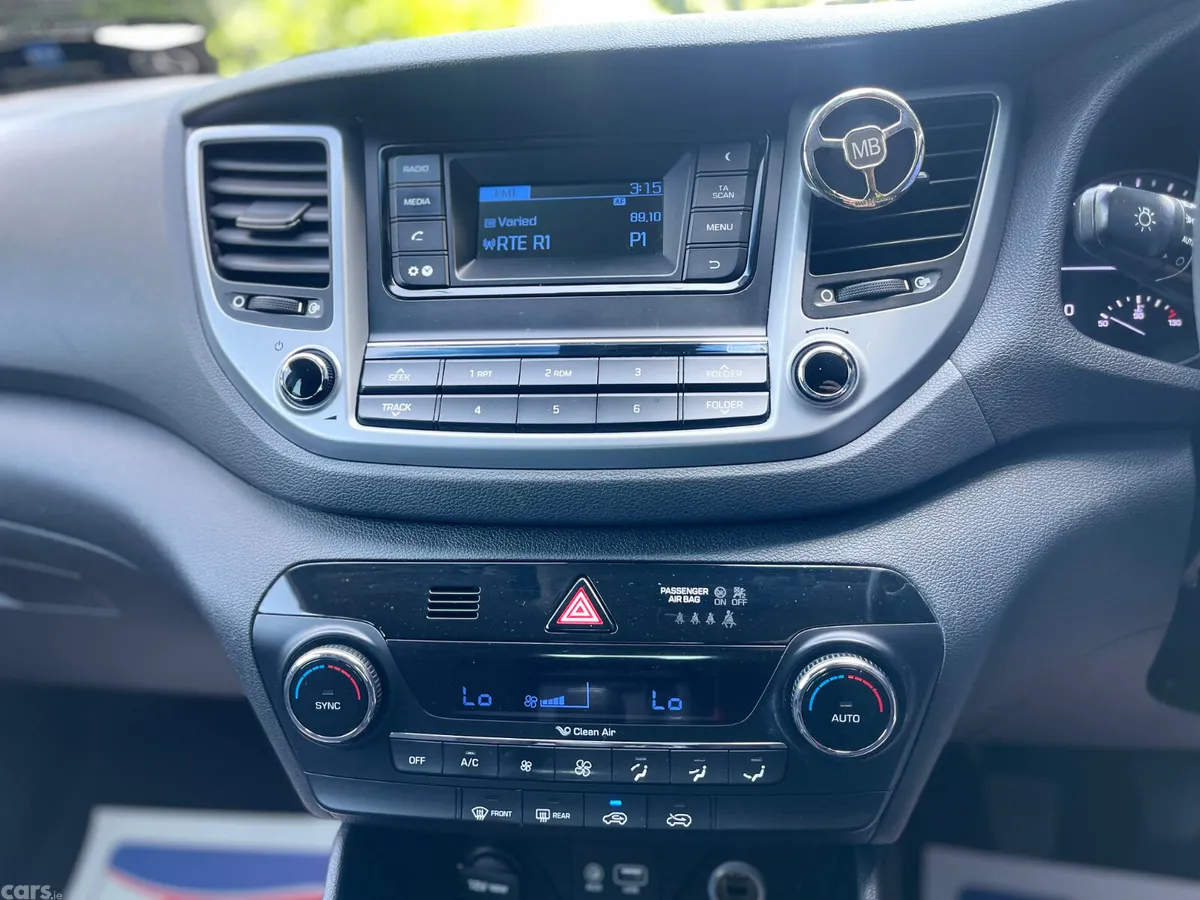 Hyundai Tucson SUV, Diesel, 2016, Bronze
