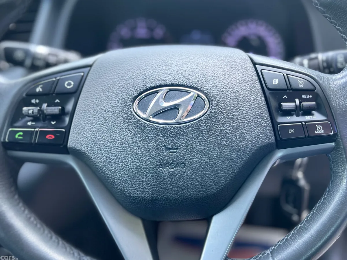 Hyundai Tucson SUV, Diesel, 2016, Bronze