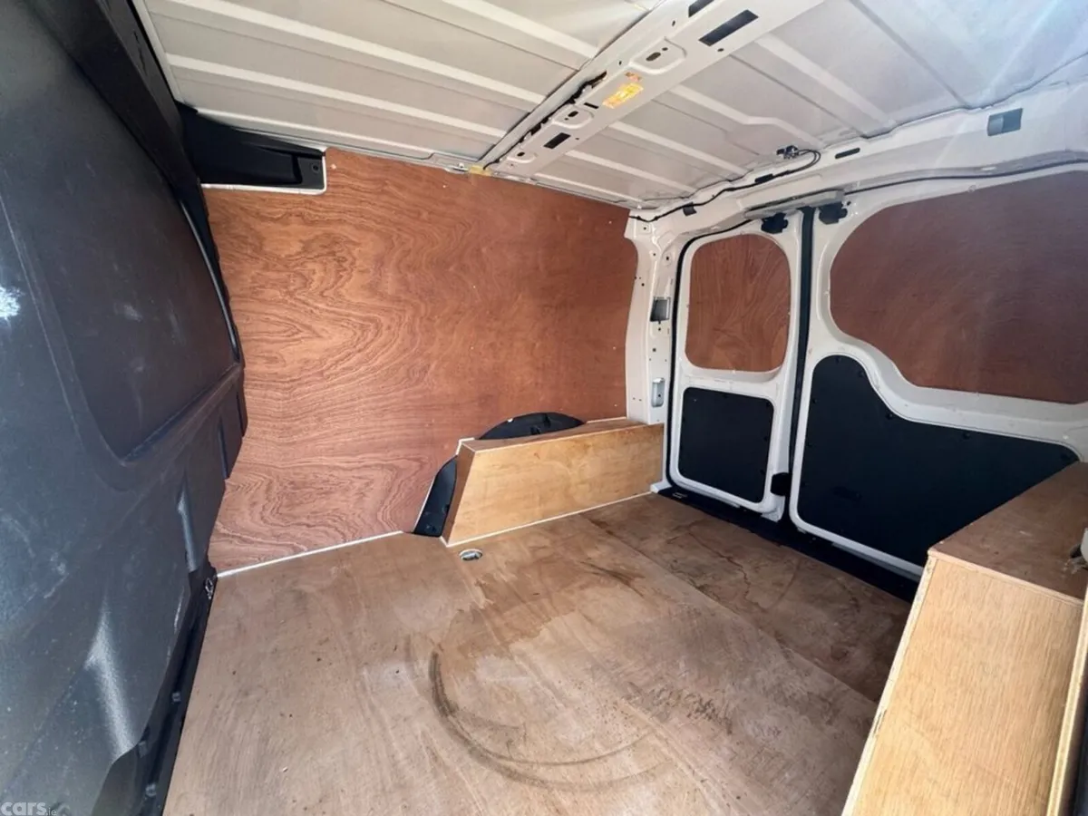 Volkswagen Caddy Van, Diesel, 2023, White
