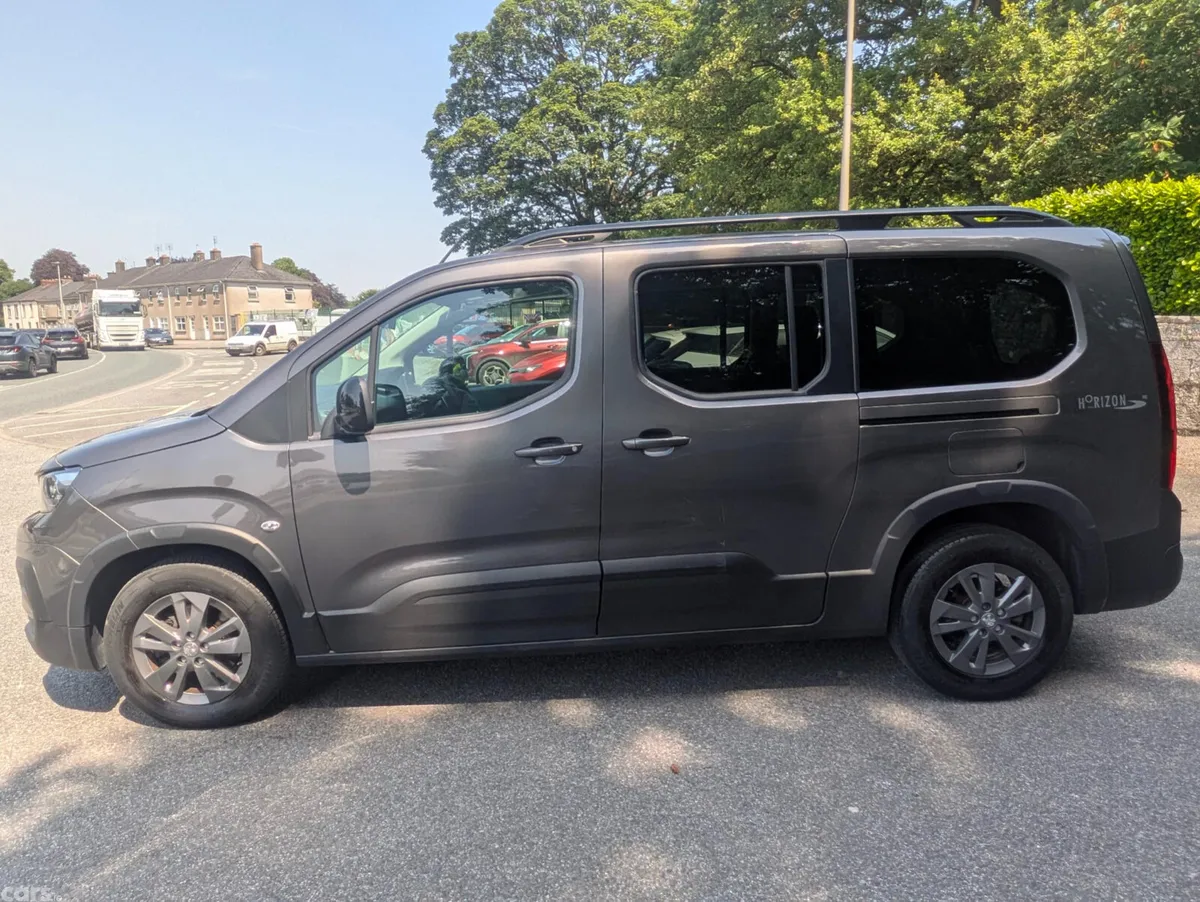 Peugeot Rifter MPV, Diesel, 2023, Grey
