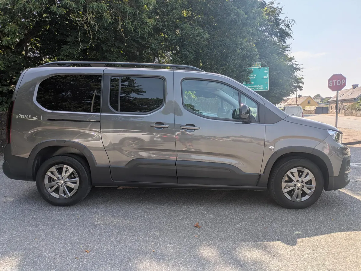 Peugeot Rifter MPV, Diesel, 2023, Grey