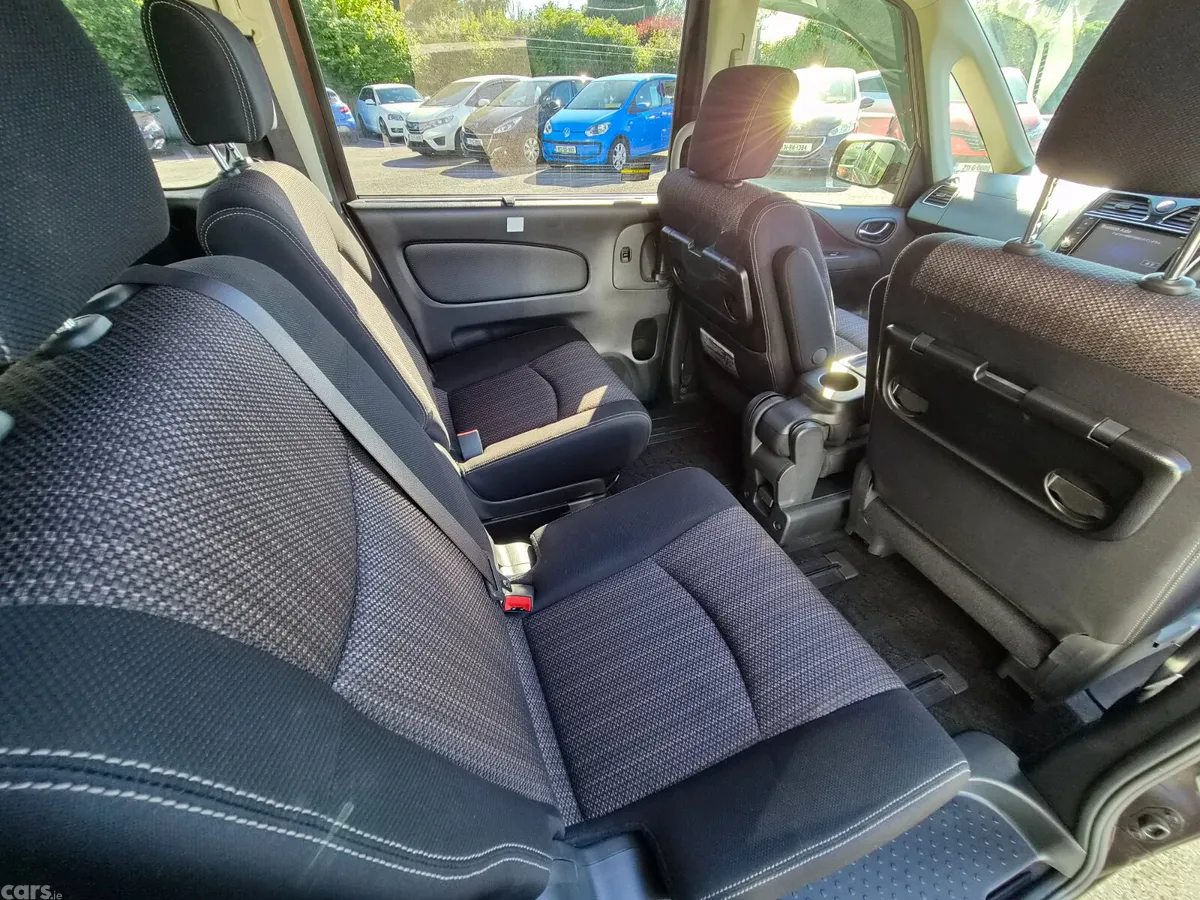 Nissan Serena MPV, Petrol Hybrid, 2015, Brown