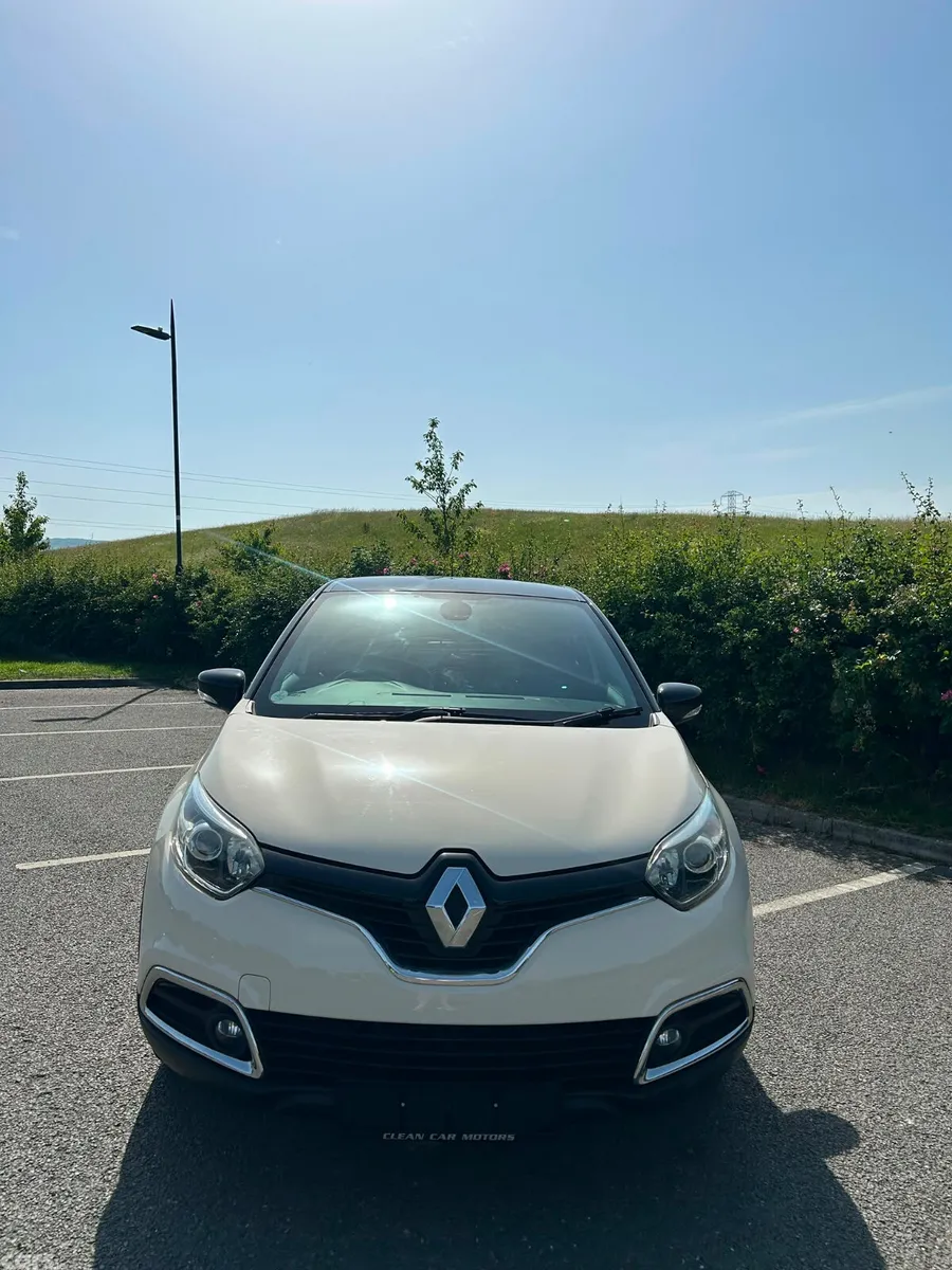 Renault Captur Hatchback, Petrol, 2016, Beige