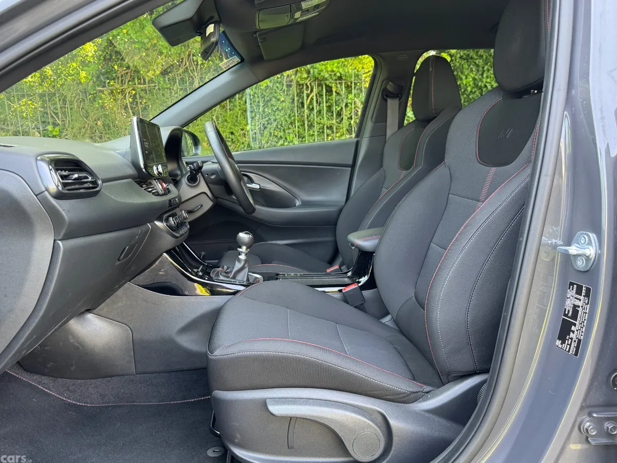 Hyundai i30 Hatchback, Petrol, 2025, Grey