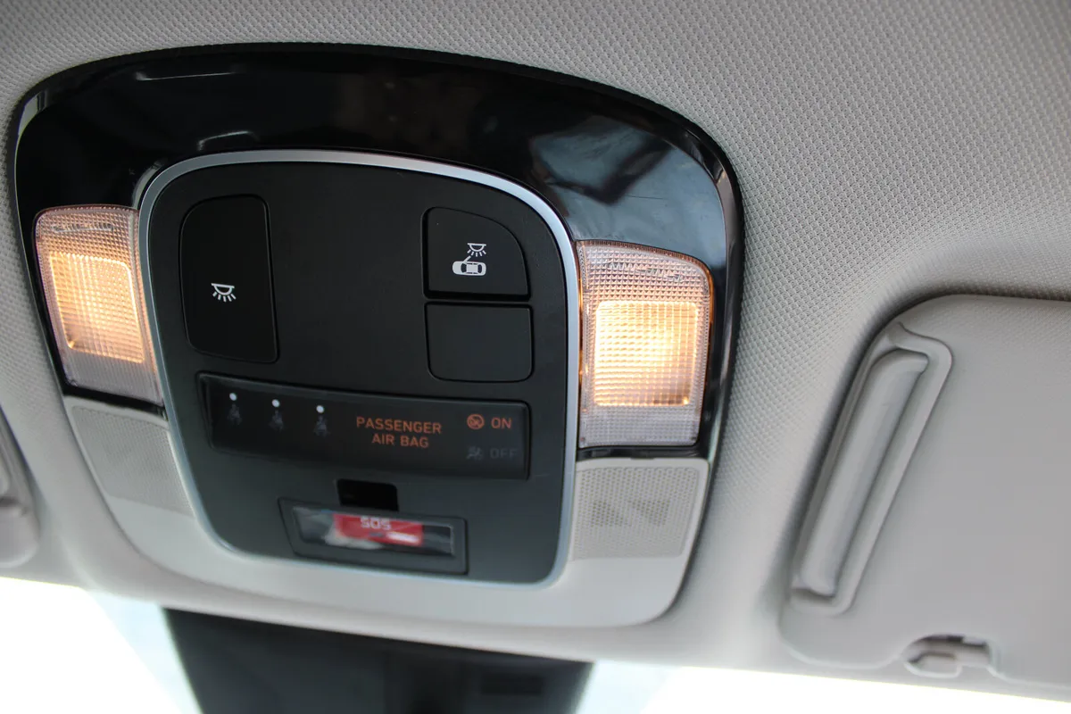 Hyundai Tucson SUV, Petrol Hybrid, 2022, White