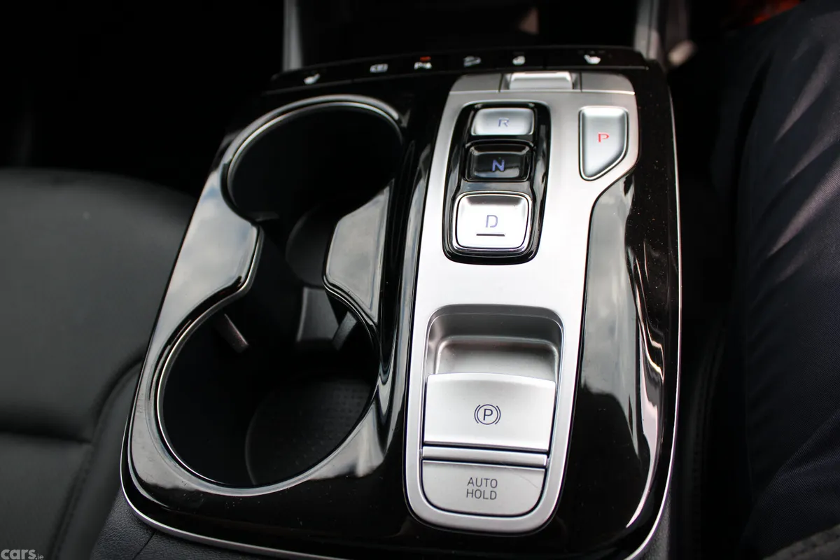 Hyundai Tucson SUV, Petrol Hybrid, 2022, White