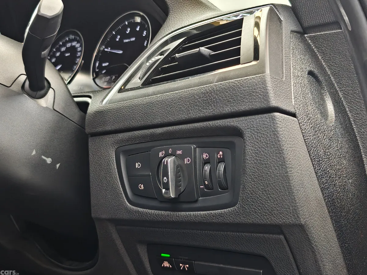BMW 1-Series Hatchback, Petrol, 2019, Blue