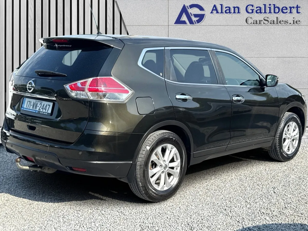 Nissan X-Trail Estate, Diesel, 2017, Green