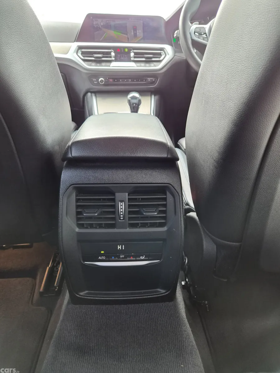 BMW 3-Series Saloon, Diesel, 2019, Black