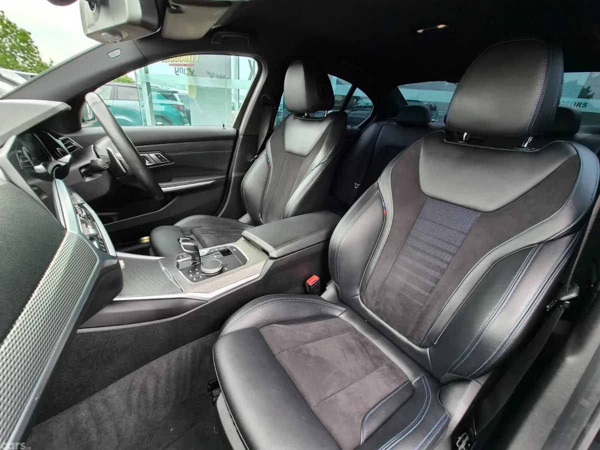 BMW 3-Series Saloon, Diesel, 2019, Black