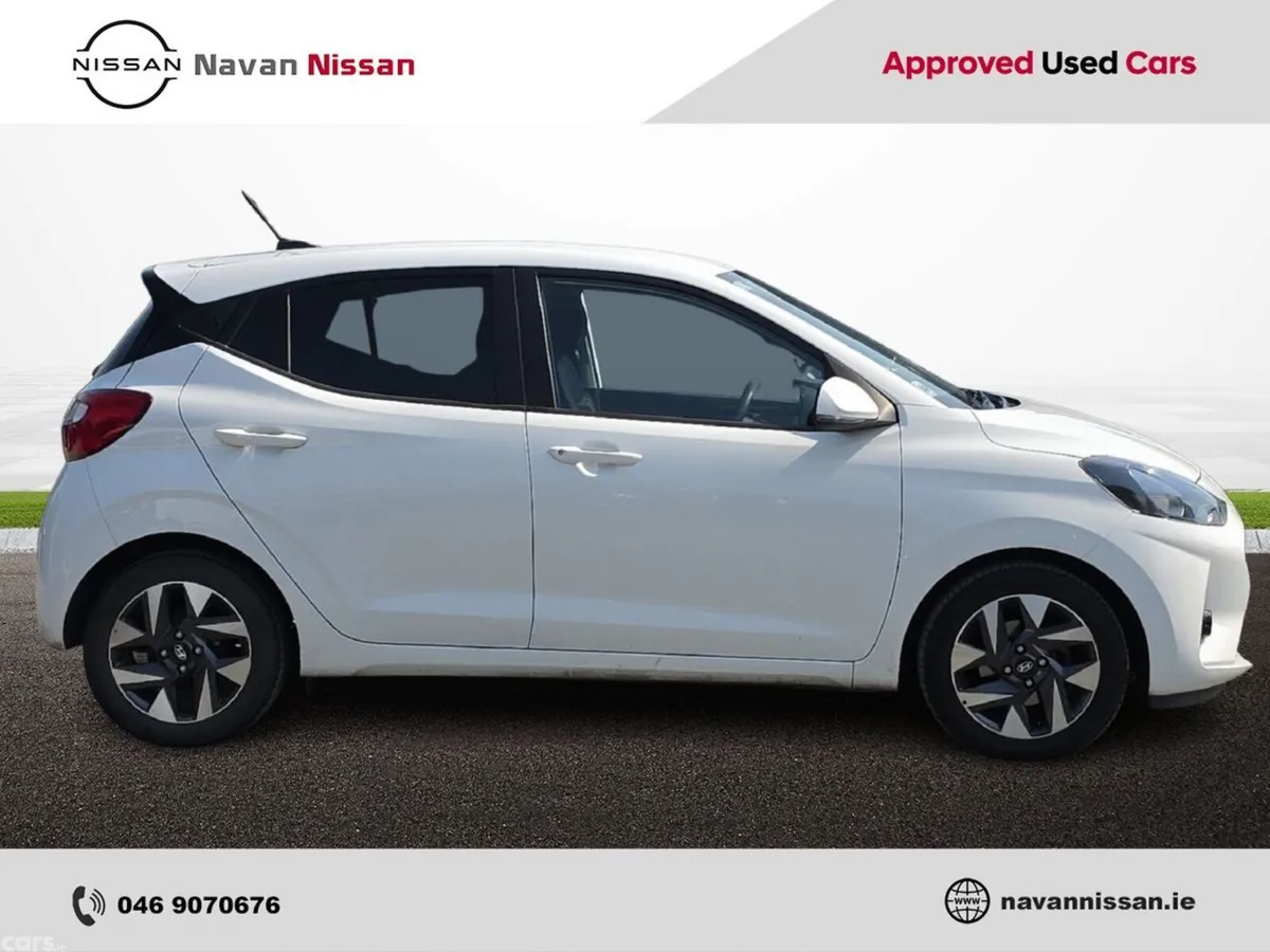 Hyundai i10 Hatchback, Petrol, 2025, White