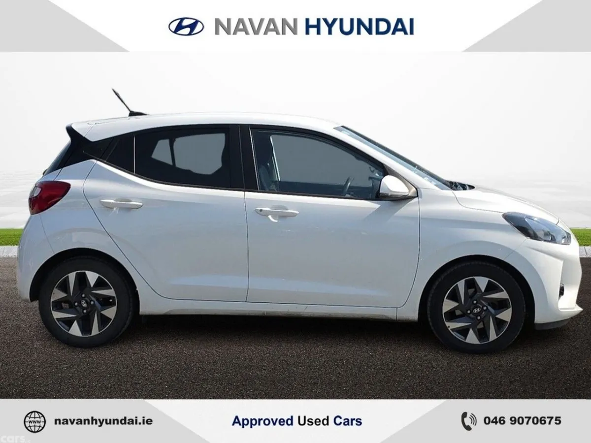 Hyundai i10 Hatchback, Petrol, 2025, White