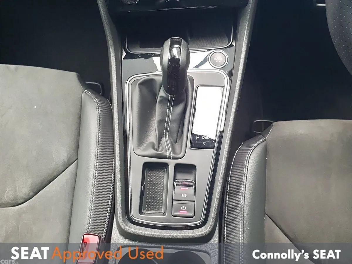 SEAT Leon Hatchback, Petrol, 2020, Black