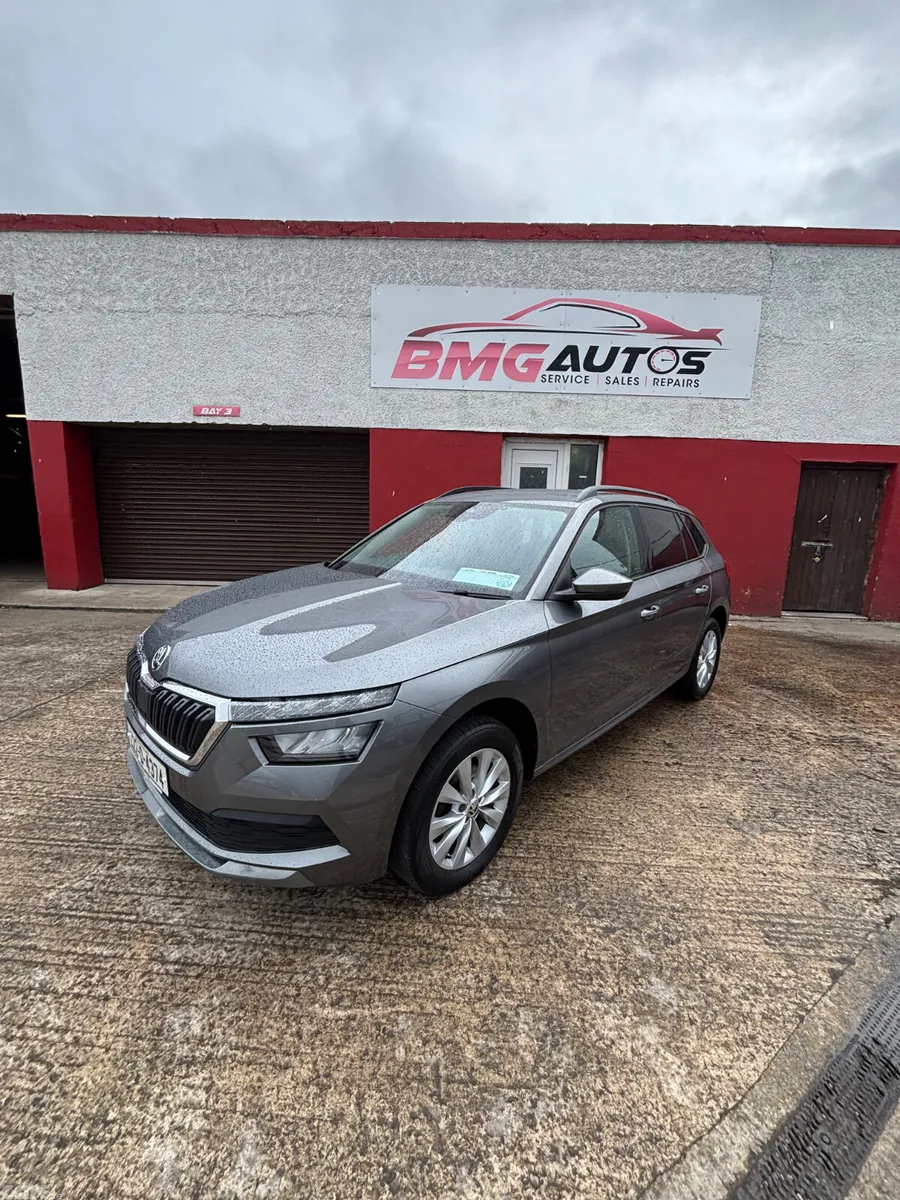 Skoda Kamiq Hatchback, Petrol, 2022, Grey