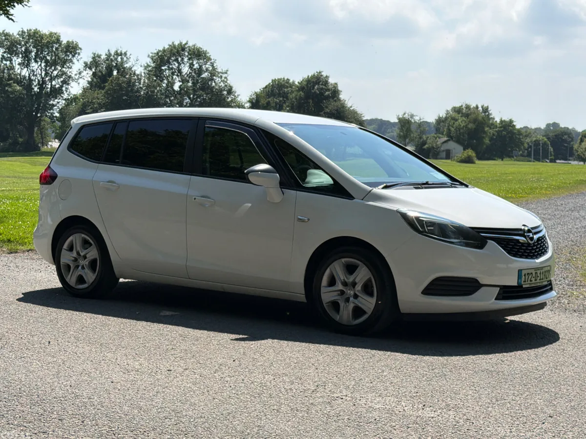 Opel Zafira MPV, Petrol, 2017, White