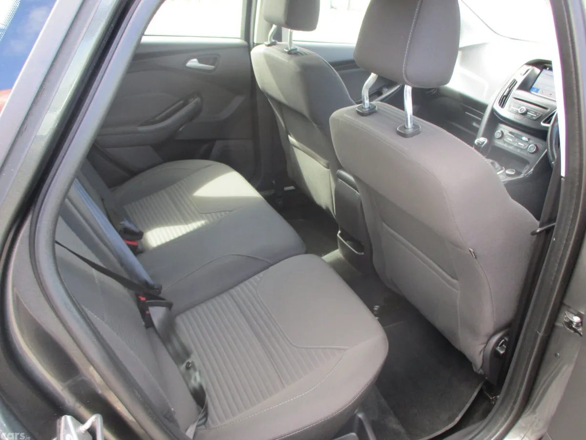 Ford Focus Hatchback, Diesel, 2018, Grey