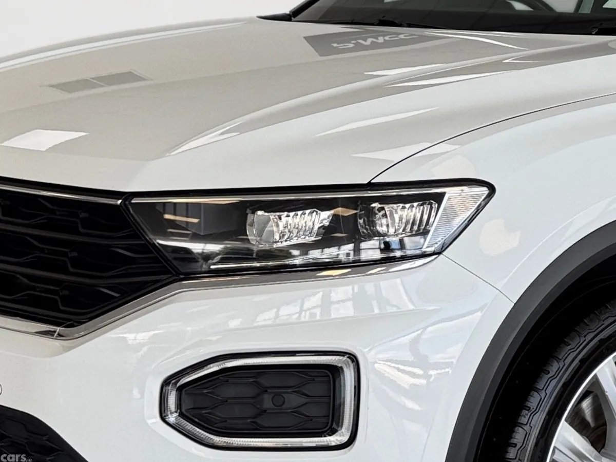 Volkswagen T-Roc SUV, Diesel, 2021, White