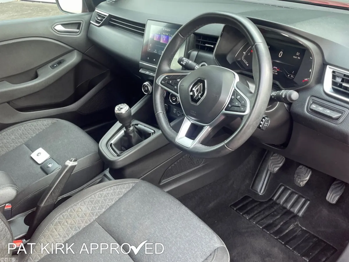 Renault Clio Hatchback, Petrol, 2023, Red