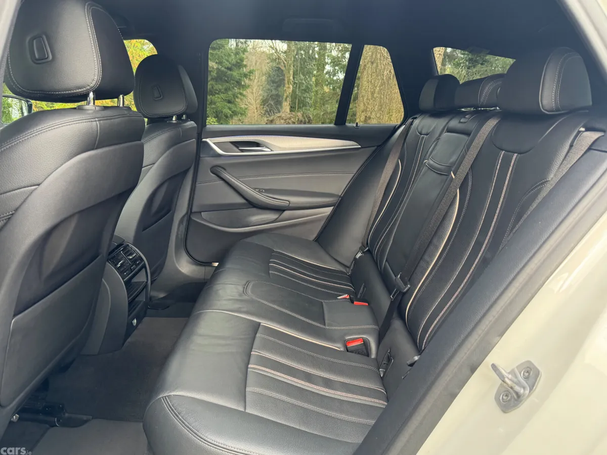 BMW 5-Series Estate, Diesel, 2019, White