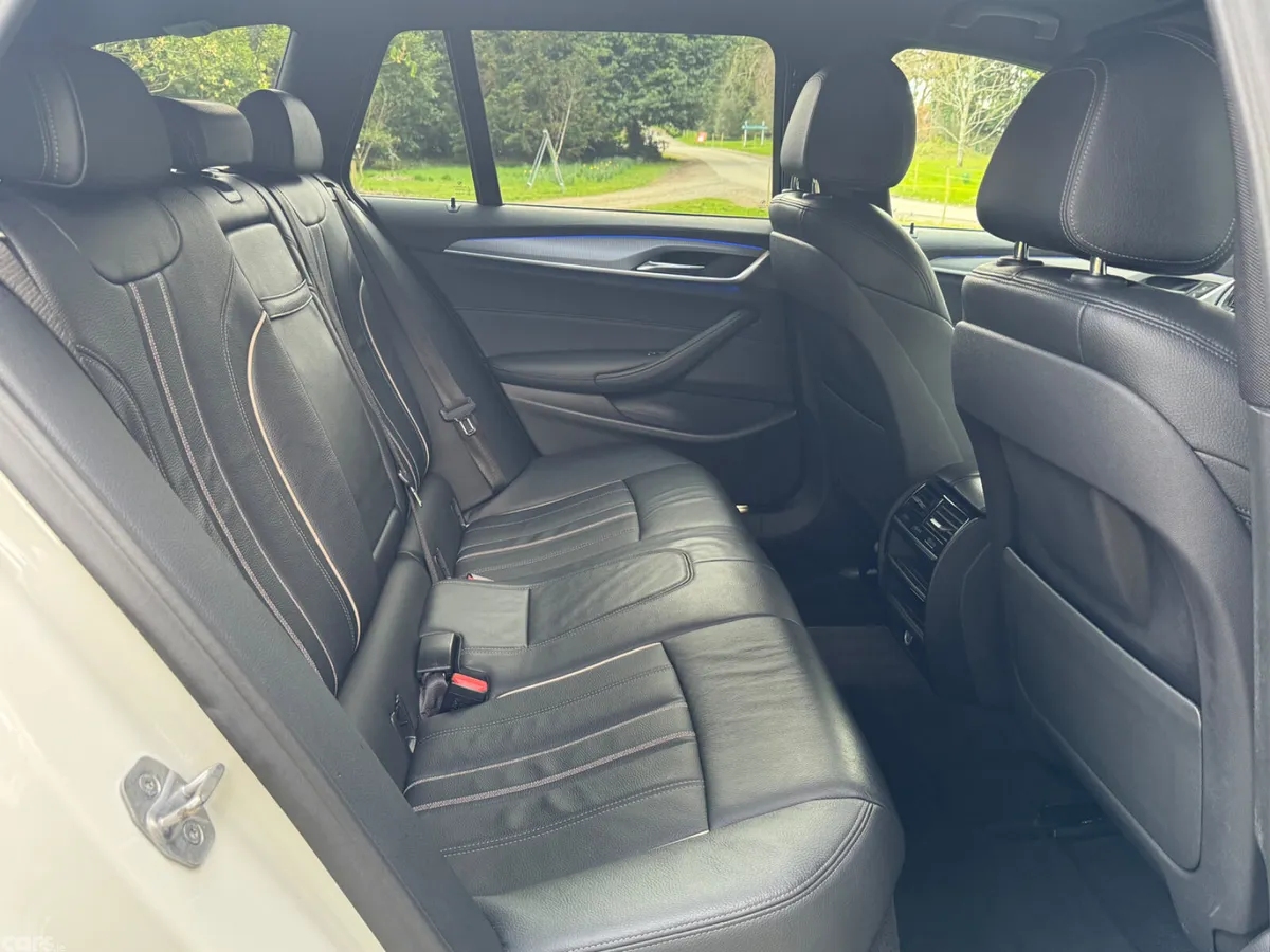 BMW 5-Series Estate, Diesel, 2019, White