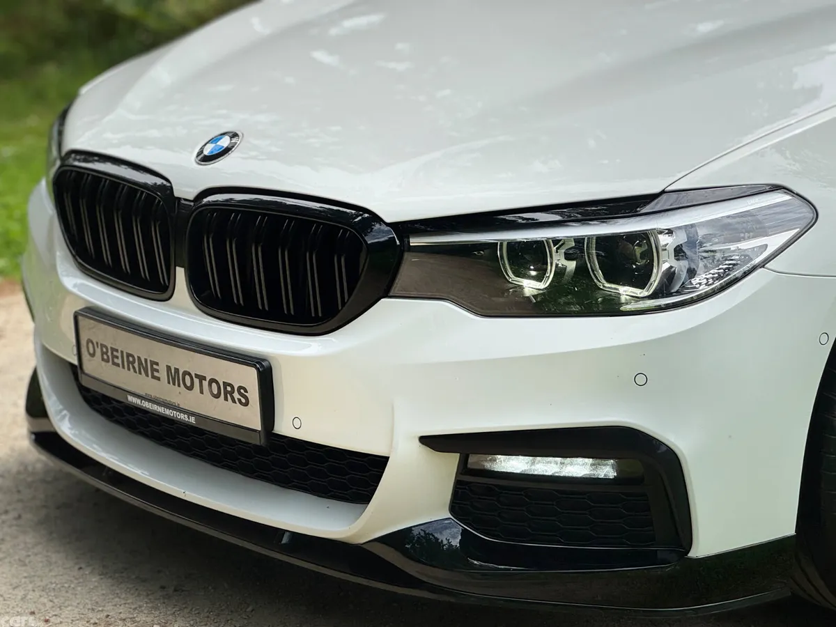 BMW 5-Series Estate, Diesel, 2019, White