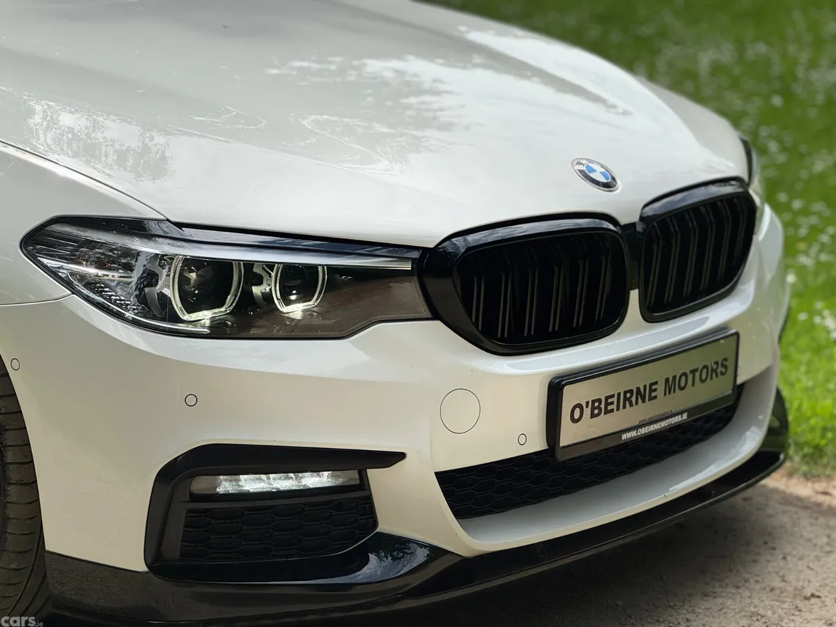 BMW 5-Series Estate, Diesel, 2019, White
