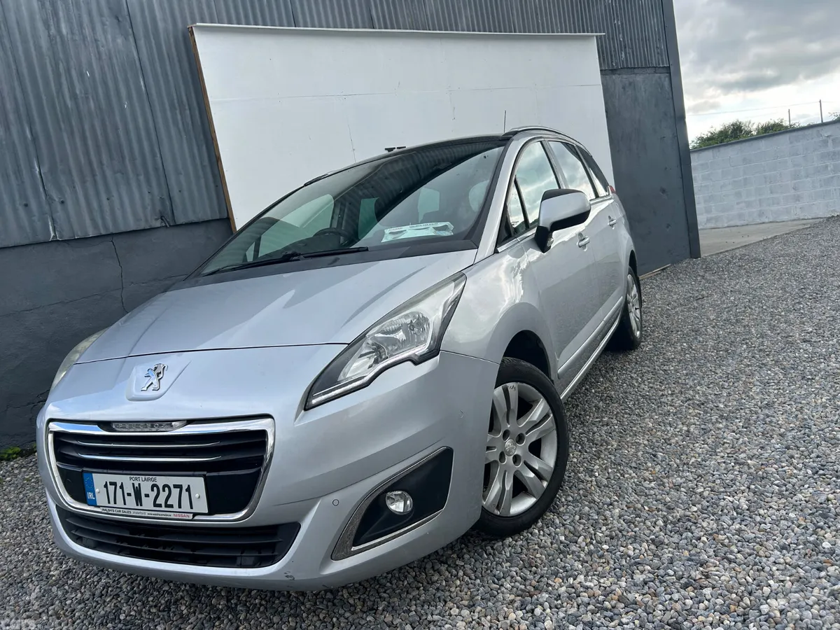Peugeot 5008 MPV, Diesel, 2017, Grey