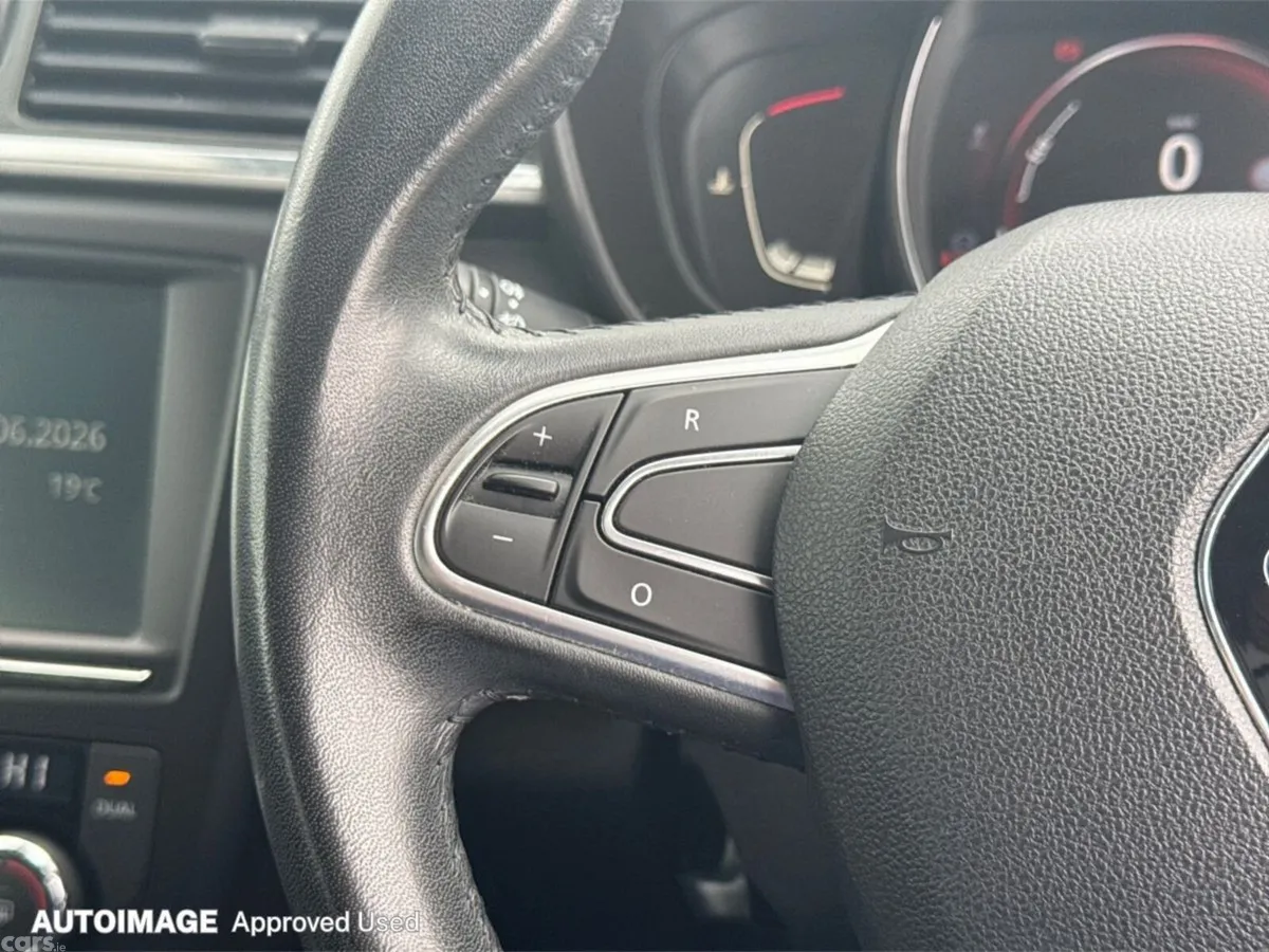 Renault Kadjar SUV, Diesel, 2016, Red