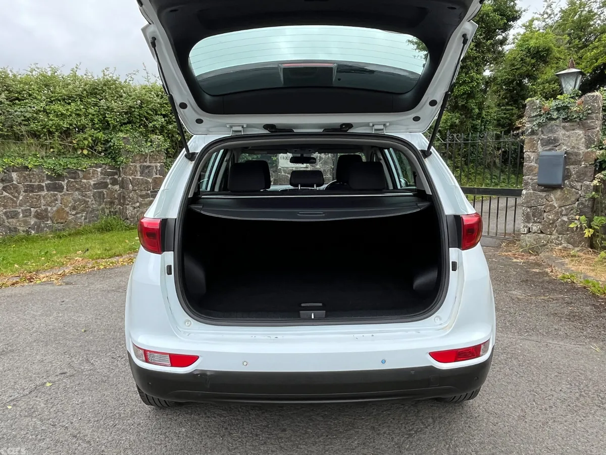 Kia Sportage SUV, Diesel, 2017, White