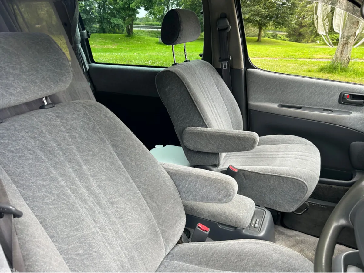 Toyota HiAce Other, Diesel, 1996, Grey