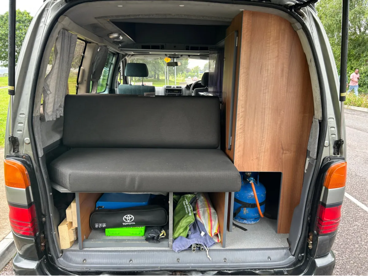 Toyota HiAce Other, Diesel, 1996, Grey