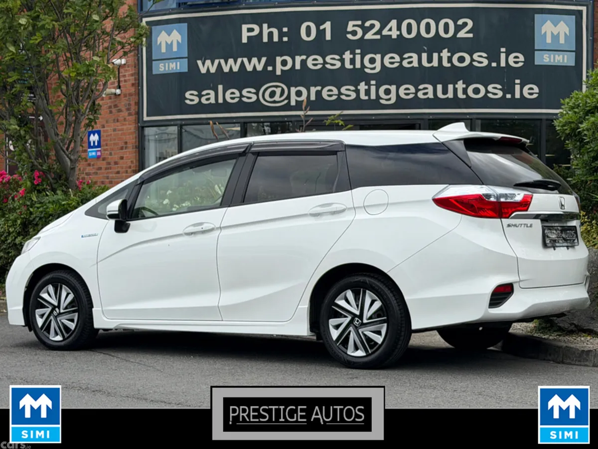 Honda Shuttle MPV, Petrol Hybrid, 2018, White
