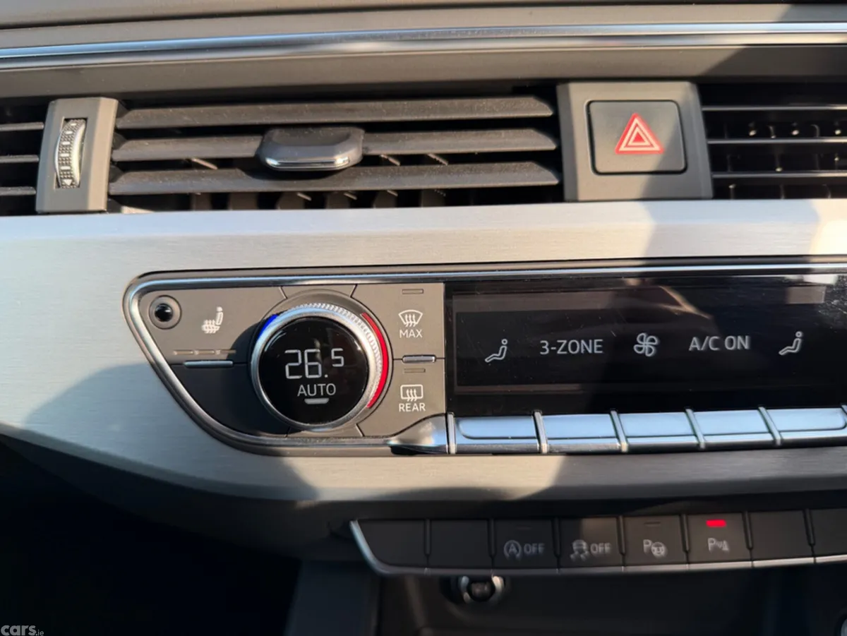 Audi A4 Estate, Petrol, 2019, White