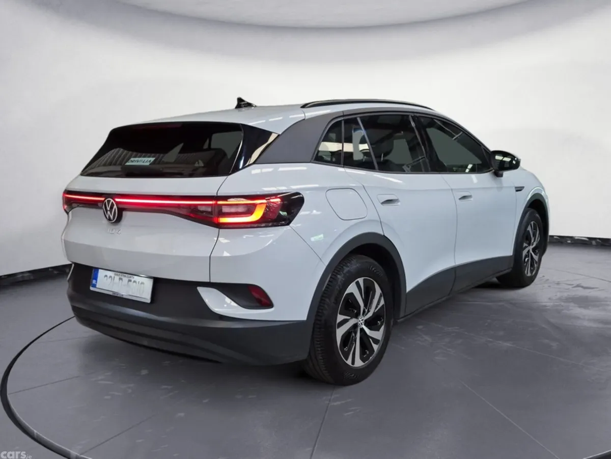 Volkswagen ID.4 Estate, Electric, 2022, White
