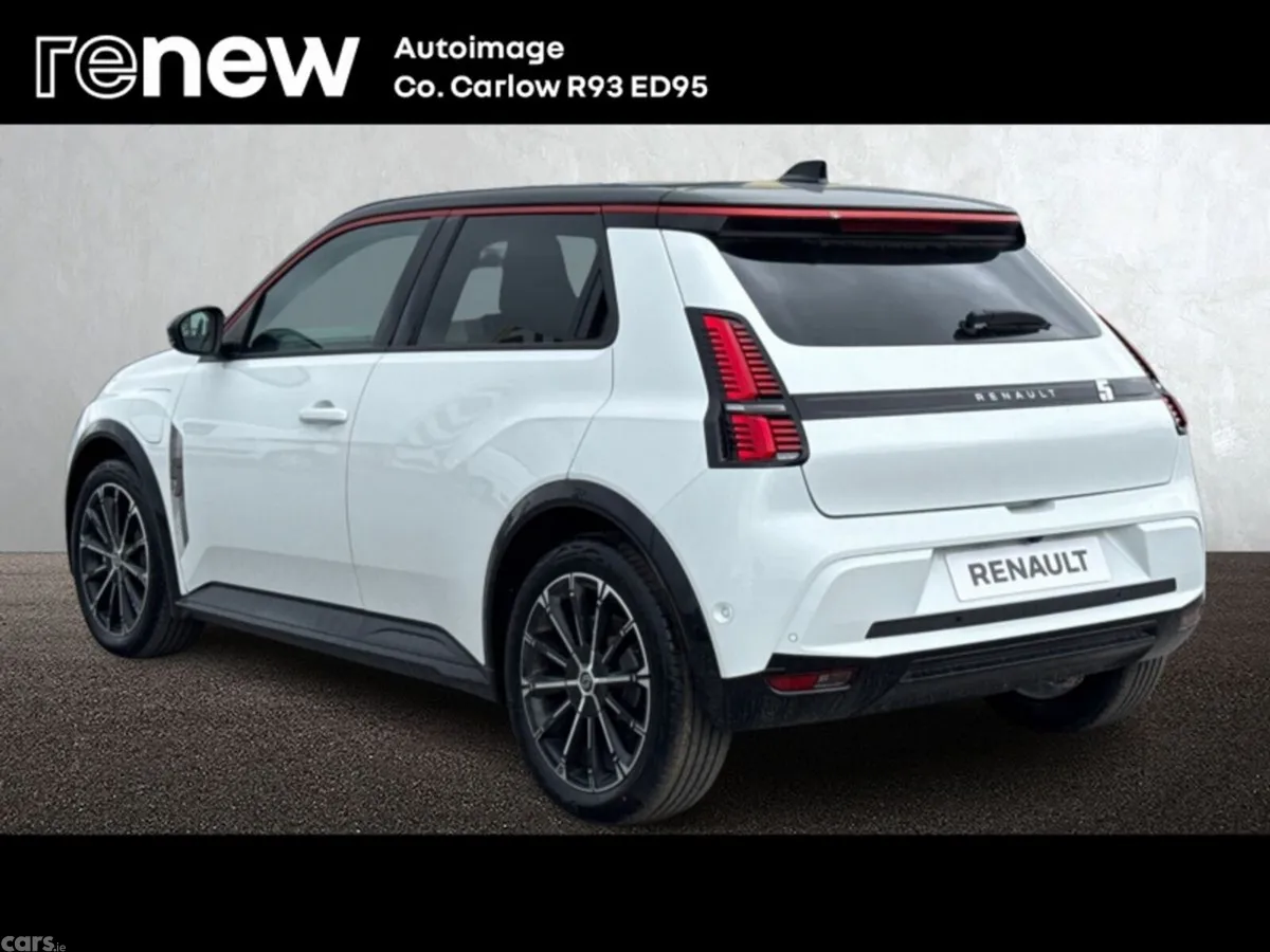 Renault 5 Hatchback, Electric, 2026, White