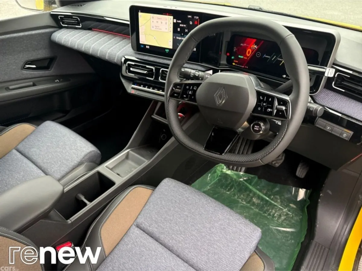 Renault 5 E-Tech Hatchback, Electric, 2026, Yellow