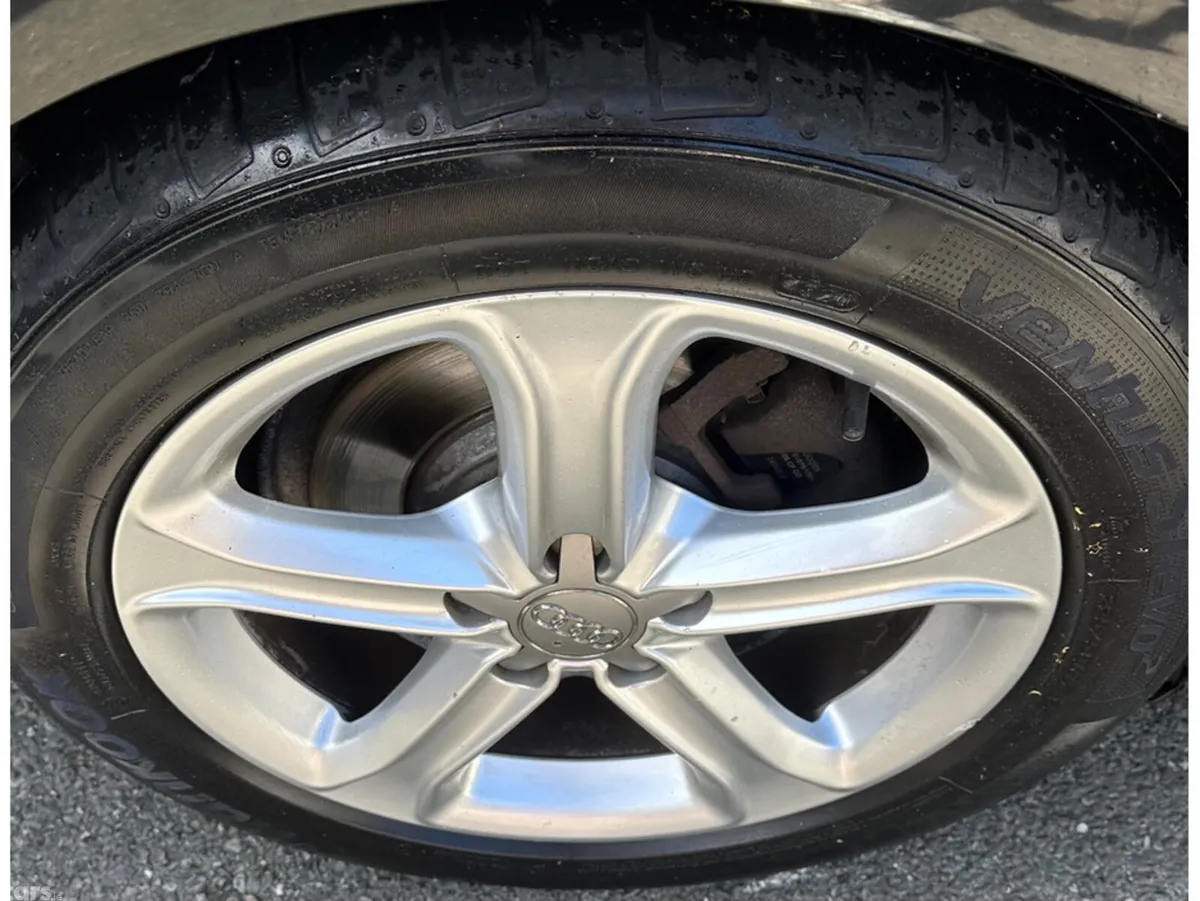 Audi A4 Saloon, Diesel, 2015, Black