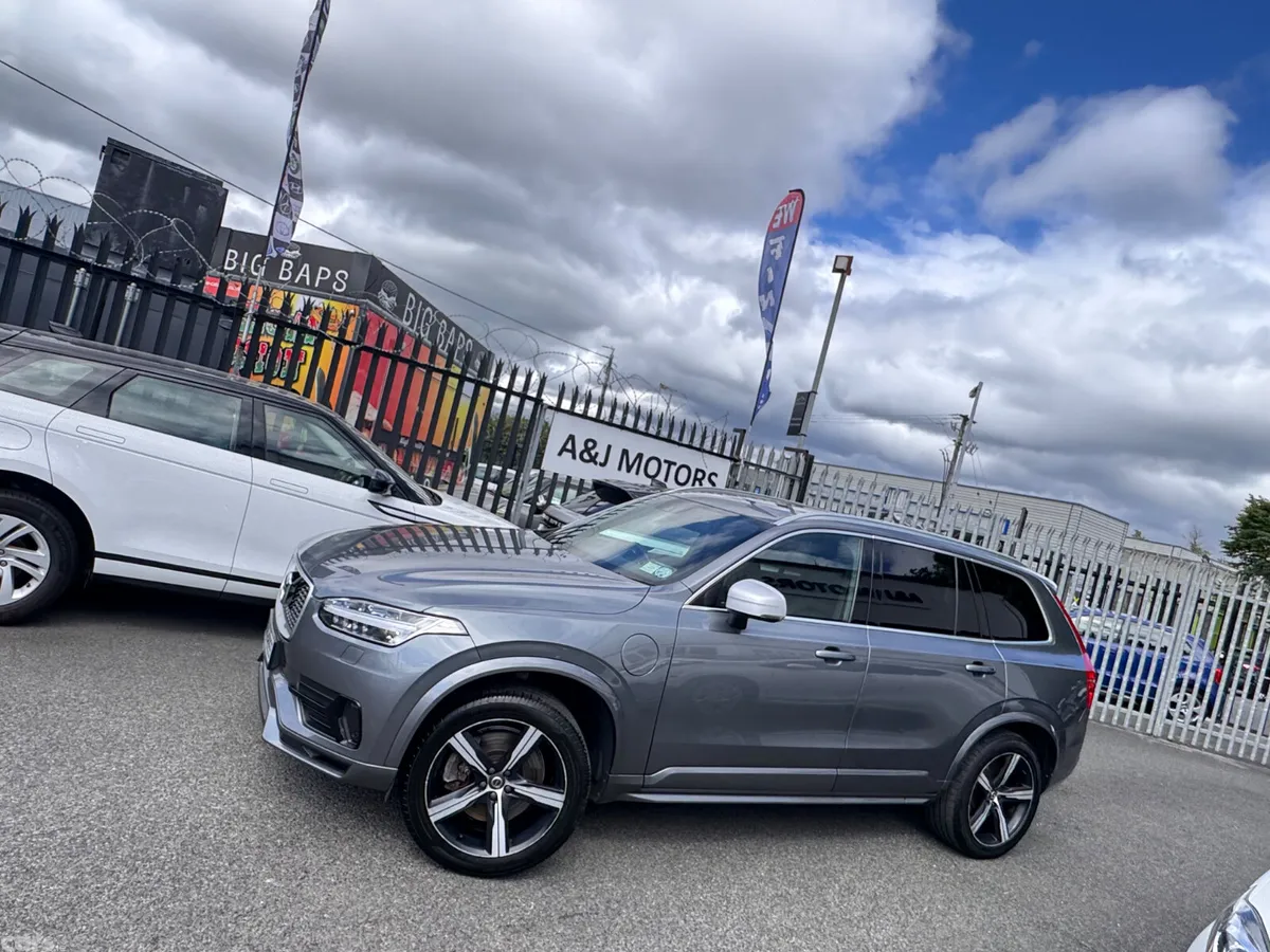 Volvo XC90 SUV, Petrol Plug-in Hybrid, 2019, Grey